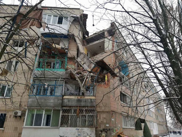 Киевский облсовет выделил 1,5 млн гривен помощи пострадавшим от взрыва в жилом доме Фастова
