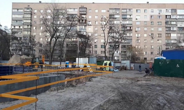 Перед началом учебного года в Днепровском районе Киева ремонтируют и реконструируют 60% школ