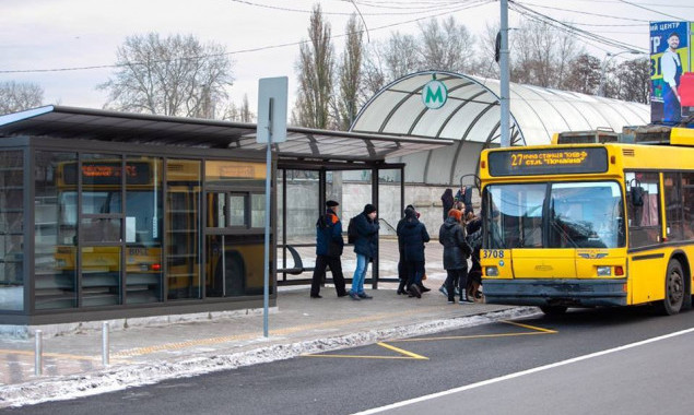 Семь столичных троллейбусов из-за пробок курсируют без соблюдения графика