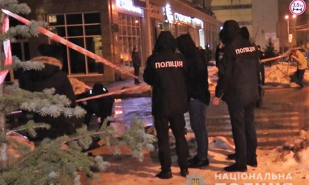 Убийство мужчины на Печерске: подозреваемый сдался полиции (видео преступления)