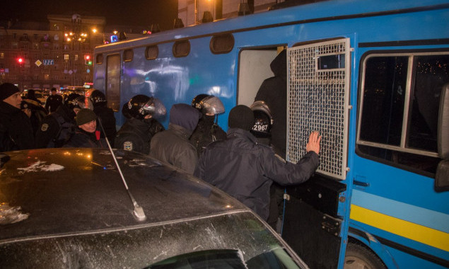 Правоохранители задержали 10 участников столкновения в центре Киева (фото, видео)