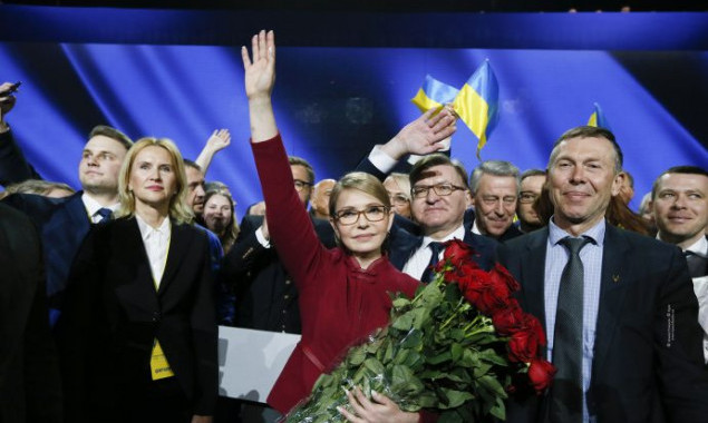 “Батькивщина” выдвинула Тимошенко кандидатом в президенты