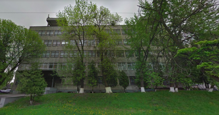 На улице Ломоносова, 33/43 в Киеве планируется строительство нового многоквартирного жилого дома
