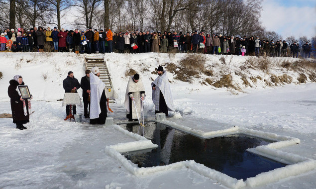 Где в Киеве окунуться на Крещение