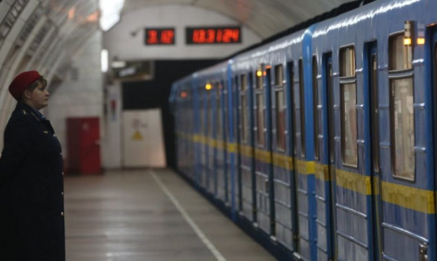 Сегодня, 21 февраля, в Киеве метрополитен будет работать на час дольше