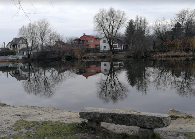 Киевляне возмущены ограничением доступа к Русановскому озеру