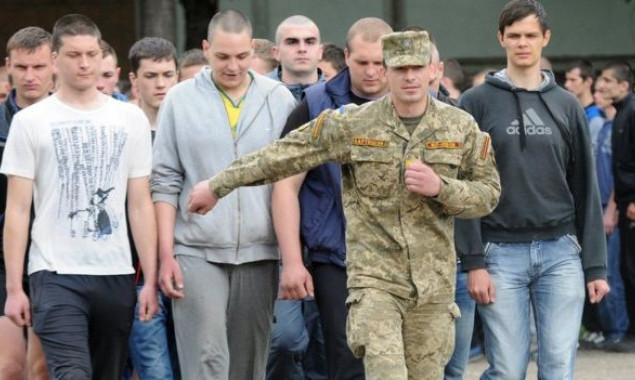 Киевские власти начали подготовку к весеннему военному призыву