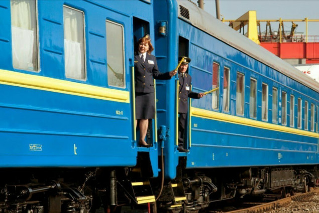 "Укрзализныця” назначила еще два дополнительных поезда к 8 Марта