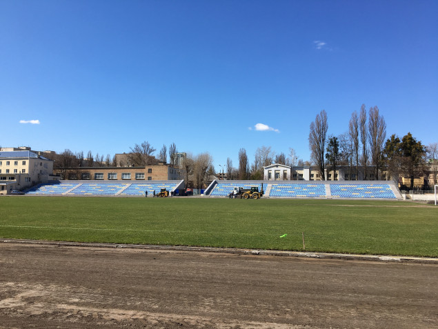 Владимир Каретко: завершена вторая стадия капитального ремонта стадиона “Темп”
