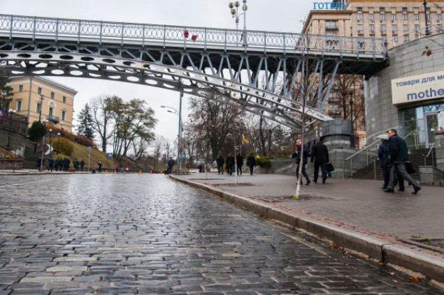 КП “Киевавтодормост” потратит на обследование девяти столичных мостов 3 млн гривен