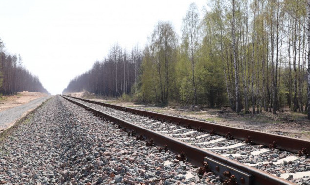 В Чернобыльской зоне построили новую железную дорогу (фото)