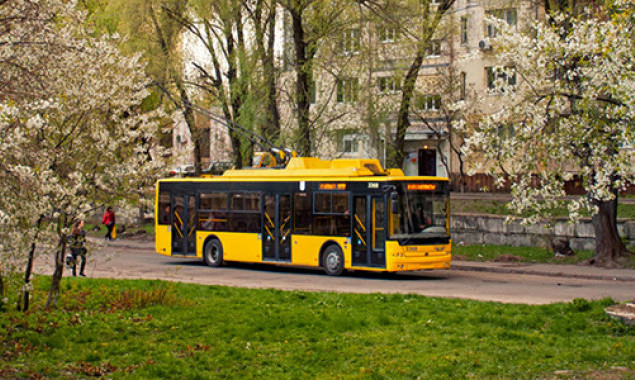 Сегодня, 9 мая, в Киеве будет изменено движение ряда маршрутов общественного транспорта (схемы)