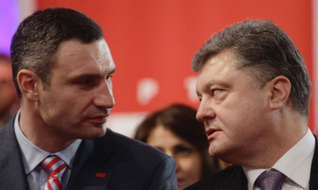 Лидером партии “Европейская солидарность” избран Петр Порошенко вместо Виталия Кличко