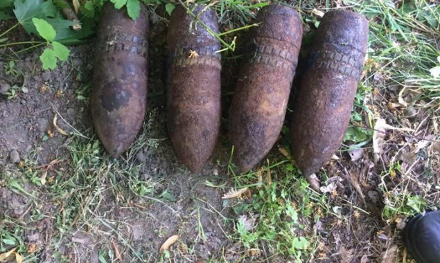В Бориспольском районе возле детсада обнаружили снаряды времен Второй мировой войны