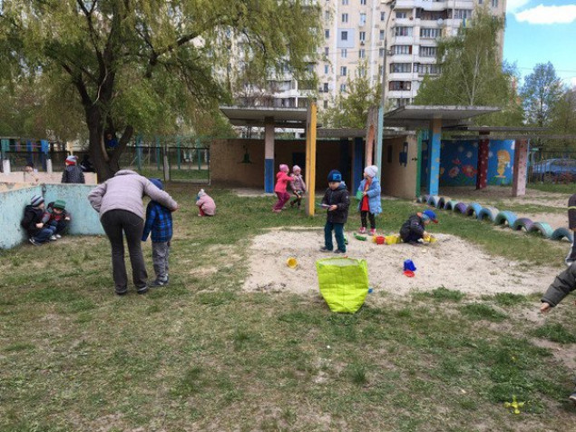 В Оболонской РГА перенесли сроки завершения реконструкции детского сада №436