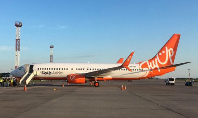 Через 20 минут после взлета в аэропорт “Борисполь” вернули самолет украинского лоукостера