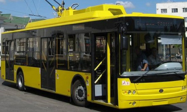 До утра 27 июня будет изменено движение двух киевских троллейбусов (схема)