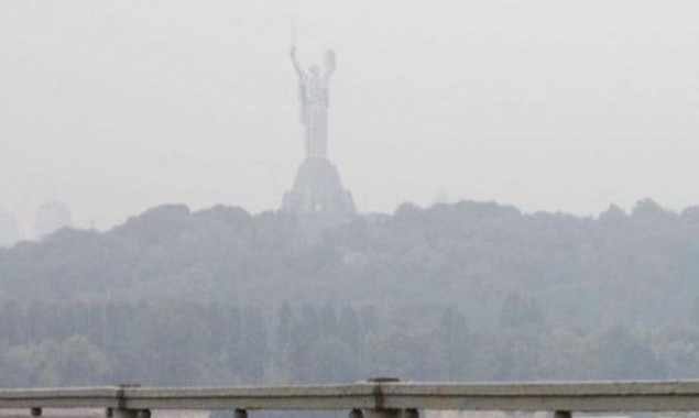 Высокий уровень загрязнения воздуха в Киеве продержится до конца июня (видео)