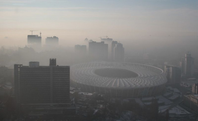 ГСЧС предупредила о высоком уровне загрязнения воздуха в Киеве