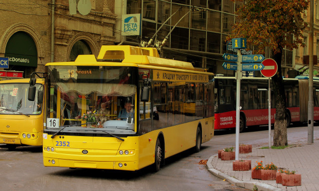 Сегодня, 8 августа, на две ночи изменят работу столичные троллейбусы №16 и №23 (схема)