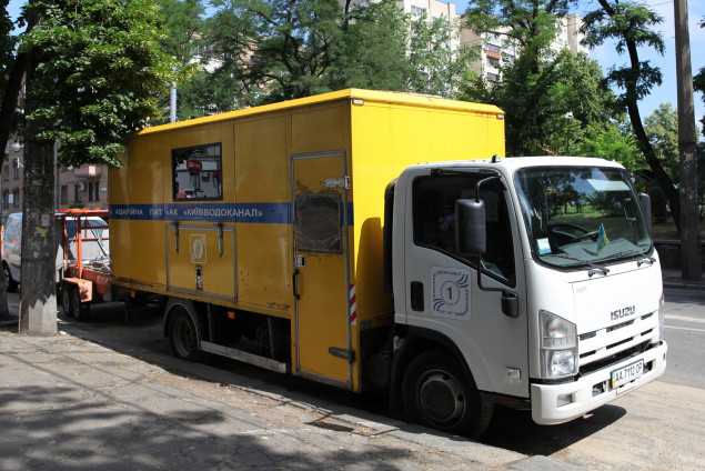 “Киевводоканал” ликвидирует аварии на сети холодного водоснабжения на 5 улицах (адреса)