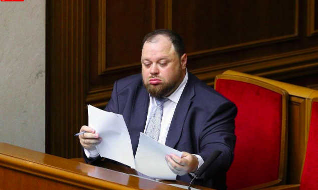 Первый вице-спикер Рады предложил штрафовать депутатов за “кнопкодавство”