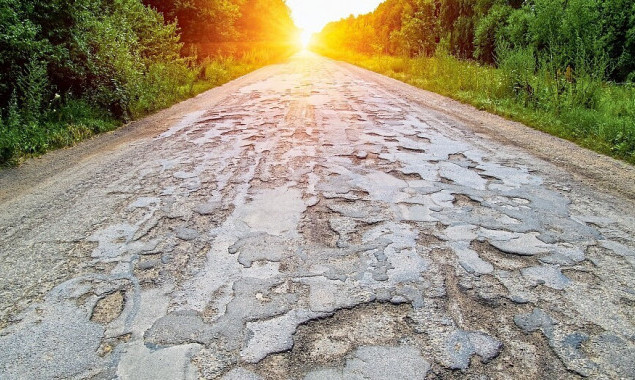 Трех глав сельсоветов Вышгородского района Киевщины подозревают в хищении средств при ремонтах дорог