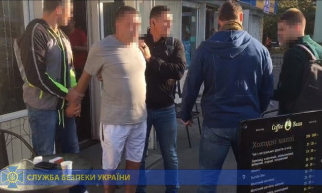 Двое жителей Киева организовали нелегальный бизнес по слежке за гражданами с привлечением правоохранителей