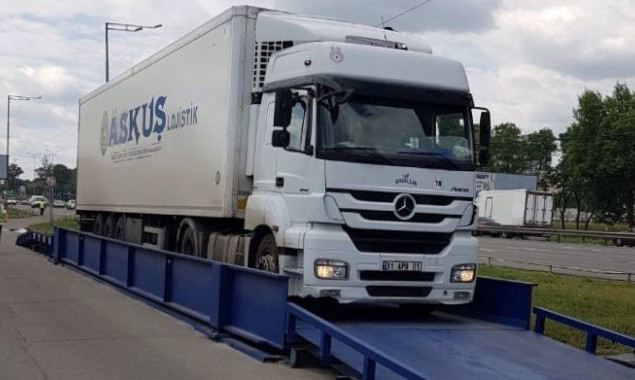 За прошлую неделю на въезде в Киев смогли взвесить только 17 грузовиков