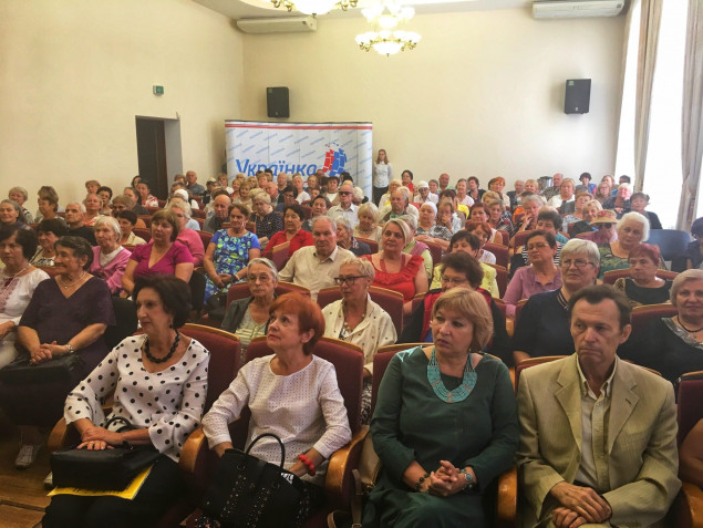 В Украинке Киевской области более 80 пенсионеров в этом году стали студентами