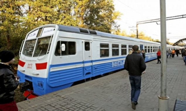 В “Укрзализныце” ответили на обвинения “Киевпастранса” в срыве работы городской электрички