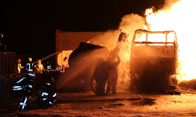 За неделю бойцы ГСЧС Киева ликвидировали более 100 пожаров