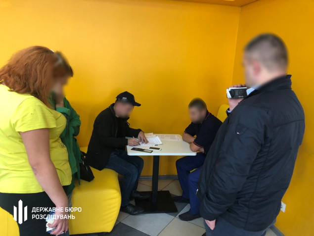 Двум патрульным из Василькова сообщили о подозрении в пытках