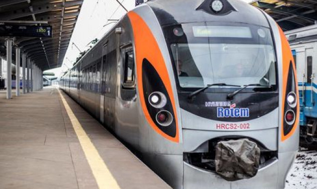 До конца 2019 года “Укрзализныця” запустит еще один скоростной поезд “Киев-Херсон”