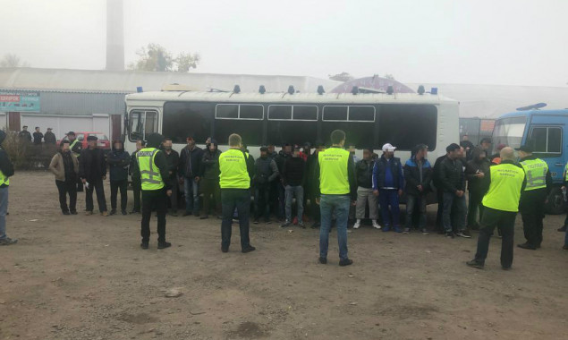В результате проведенной на Киевщине операции “Мигрант” около 700 нелегальных мигрантов покинут Украину