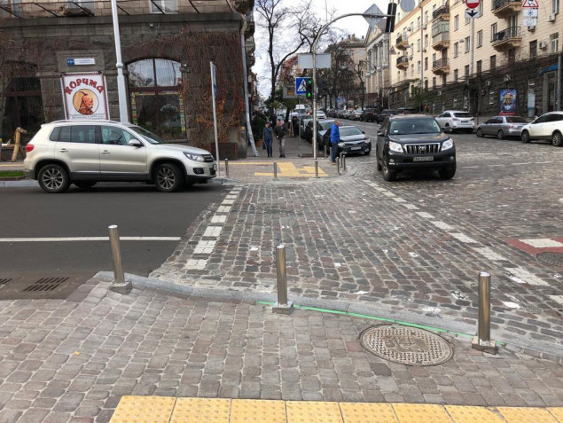 Пешеходные переходы на пересечении улиц Пушкинской и Прорезной дополнительно обезопасили