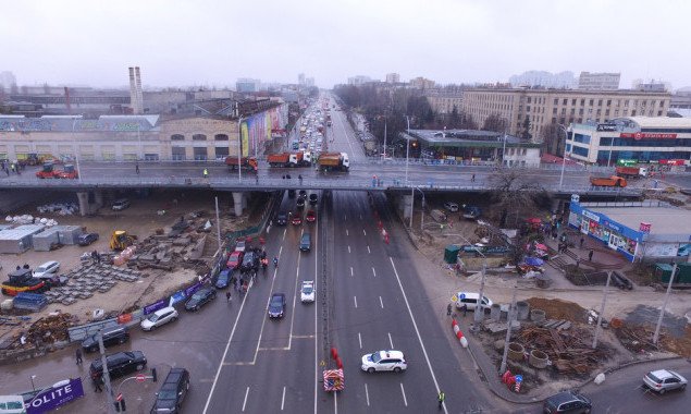Шулявский путепровод в Киеве испытали перед открытием движения (фото)