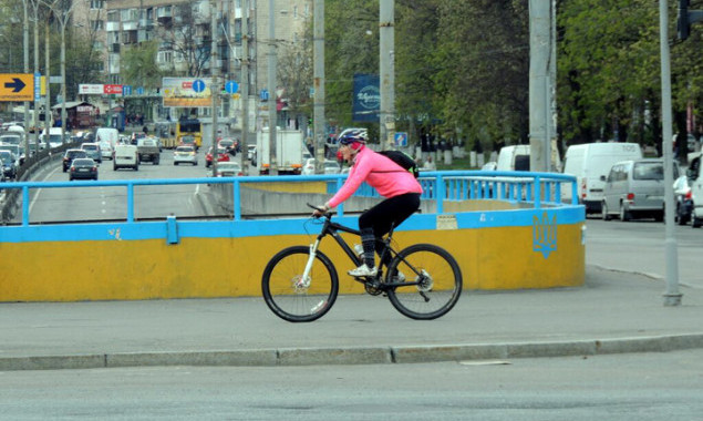 За год на дорогах Киева насчитали на треть меньше велосипедистов