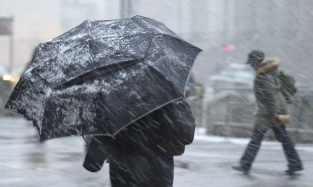 Завтра, 22 января, в Киеве ожидаются сильные порывы ветра, мокрый снег и гололедица