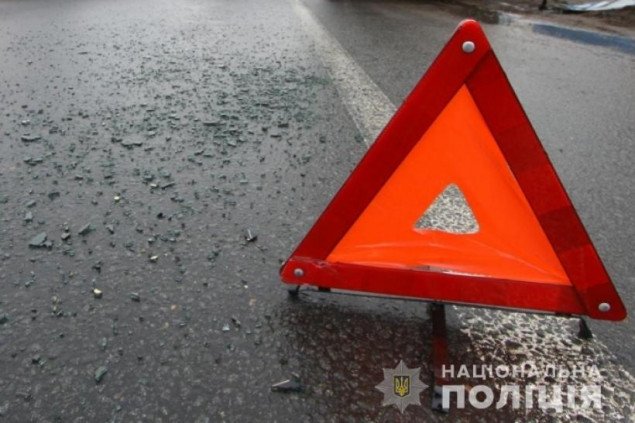 Под Киевом грузовик сбил насмерть пешехода