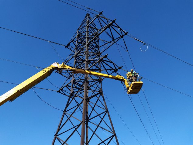 В “Киевоблэнерго” отчитались о восстановлении электроснабжения 152 населенных пунктов после непогоды