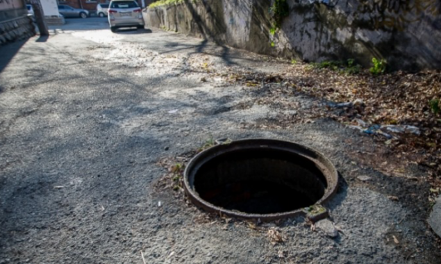 В 2019 году в Киеве украли вдвое меньше канализационных люков, чем годом ранее