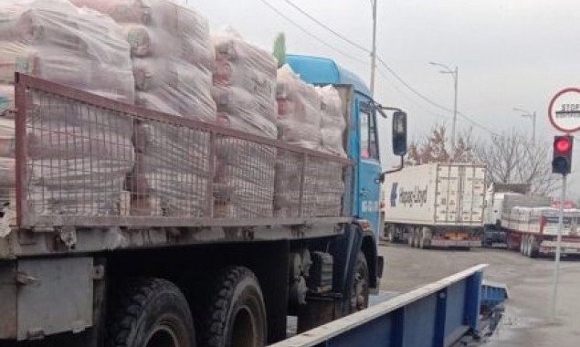 Из-за бездействия “Укртрансбезопасности” в Киев продолжают попадать перегруженные грузовики