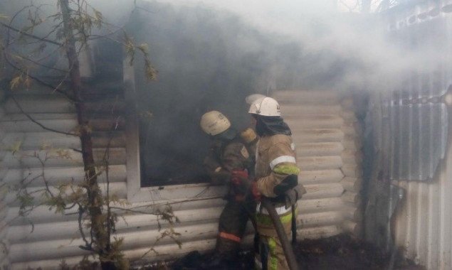 В Голосеевском районе Киева сегодня утром произошел пожар в ресторане (фото)