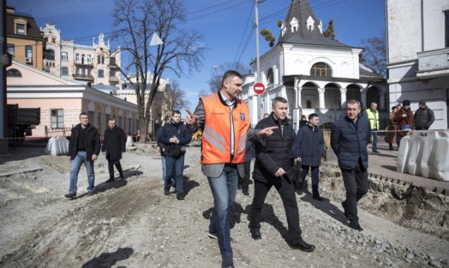 На столичном Подоле начался капитальный ремонт улиц