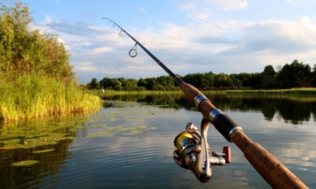 Госрыбагентство назвало сроки весенне-летнего запрета ловли рыбы в Киевской области