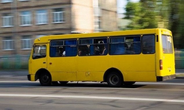 Вслед за Киевом работу общественного транспорта “для всех” прекратили в Фастове