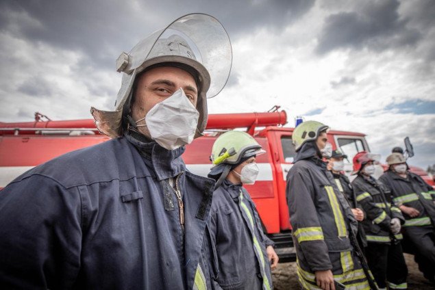 Спасатели локализовали последние два очага пожаров в Чернобыльской зоне отчуждения (фото)