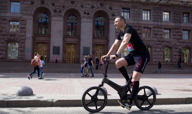 Столичные власти рассматривают возможность движения велосипедов по полосе общественного транспорта на бульваре Шевченко