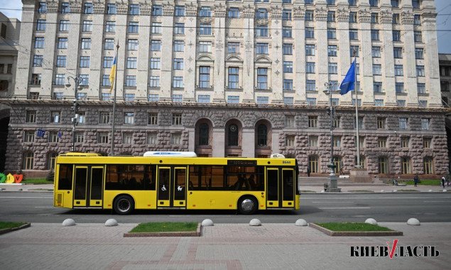 Кличко поручил проверить скандальную закупку автобусов для Киева